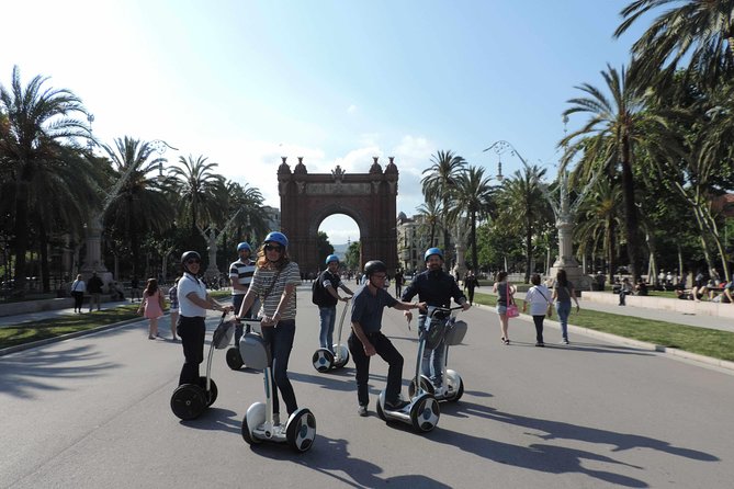 Sagrada Familia - 2H Segway Tour - What the guide adds to the ride