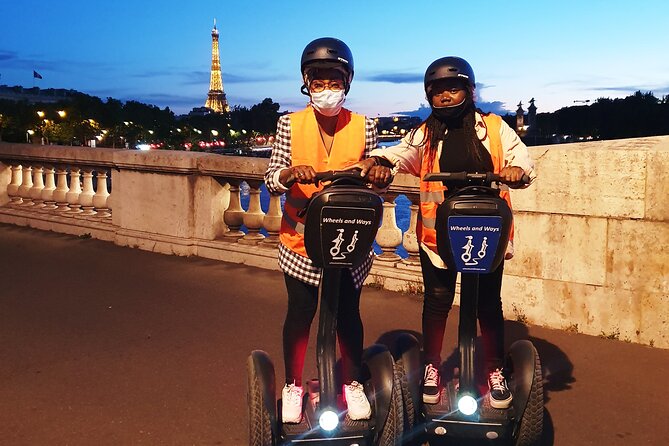 Segway by night ! Illuminated Paris - The Flamme de la Liberté connects Paris with a familiar symbol