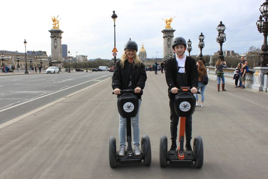 Segway private tour of 1.5 hour - Place de la Concorde in 15 minutes