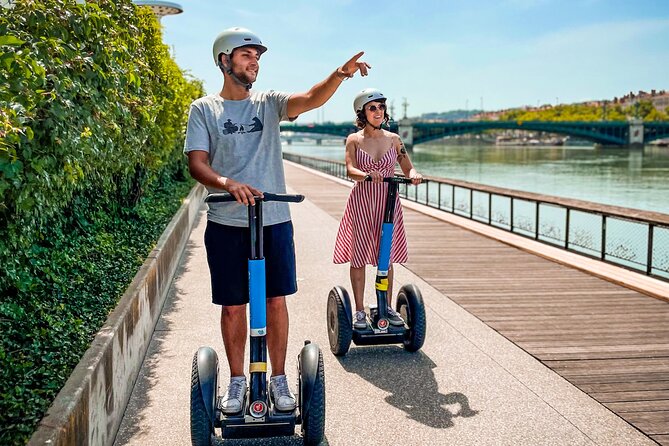 Segway - Ride along the rivers 1h30 - Place des Terreaux and the Bartholdi fountain
