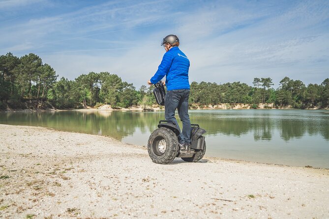 Segway ride between Lac Bleu and the castles of Pessac-Léognan - Who will enjoy this outing most