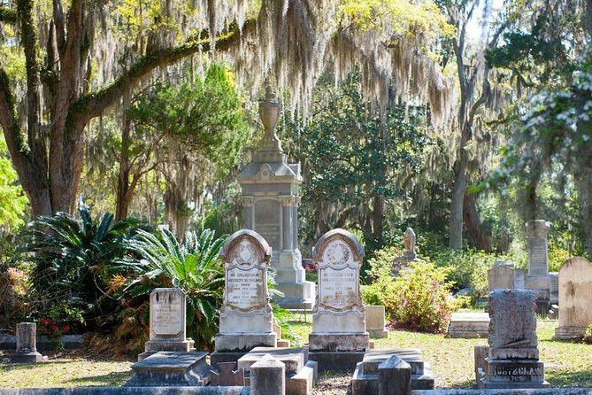 Segway Tour in Historic Bonaventure Cemetery in Savannah - Rolling into Bonaventure Cemetery