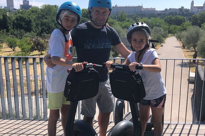 Segway tour in the green area: Madrid Río - Segovia Bridge and Madrid’s older river crossings
