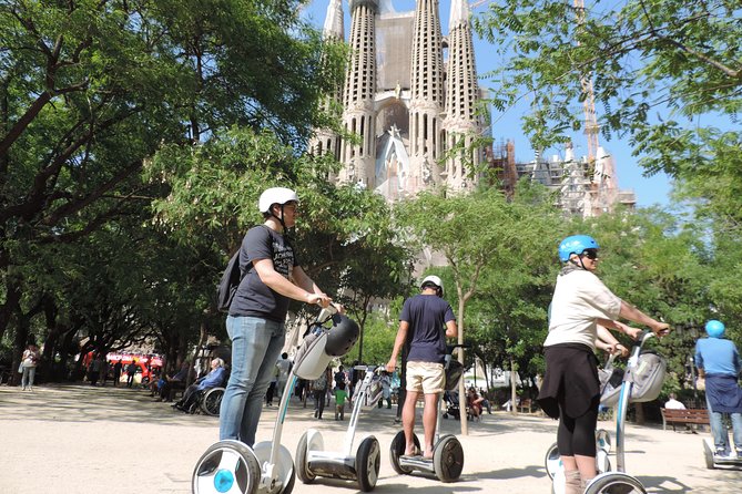 Segway Tour to Sagrada Familia views - Port Vell and the return to the old city