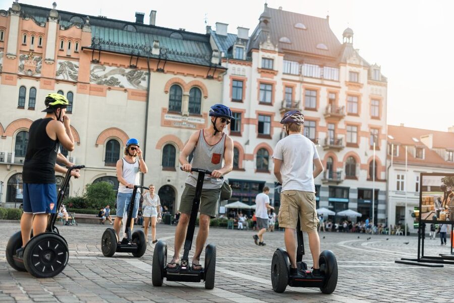 Segway Tour Wroclaw: Old Town Tour - 1,5-Hour of Magic! - Solny Square and the Wroclaw gnome hunt