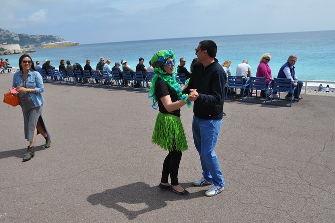 Special bachelor(ette) ride in Nice and by Segway! - Photos, costumes, and useful party details