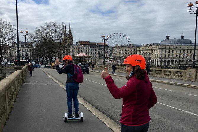 Unusual and ecological ride on a Segway and electric bike in Bayonne - What the guide adds beyond the route