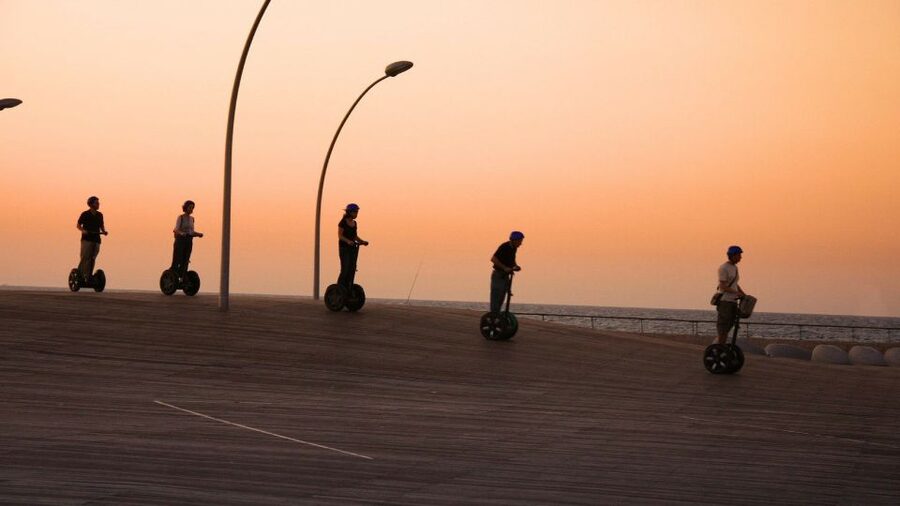 Valencia: 1 Hour Segway Tour at Night - Key points to know before you book