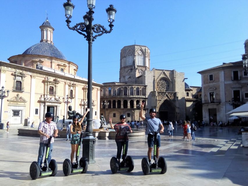Valencia: Gardens and recreation Segway Tour - Plaza de la Virgen and the Basilica area