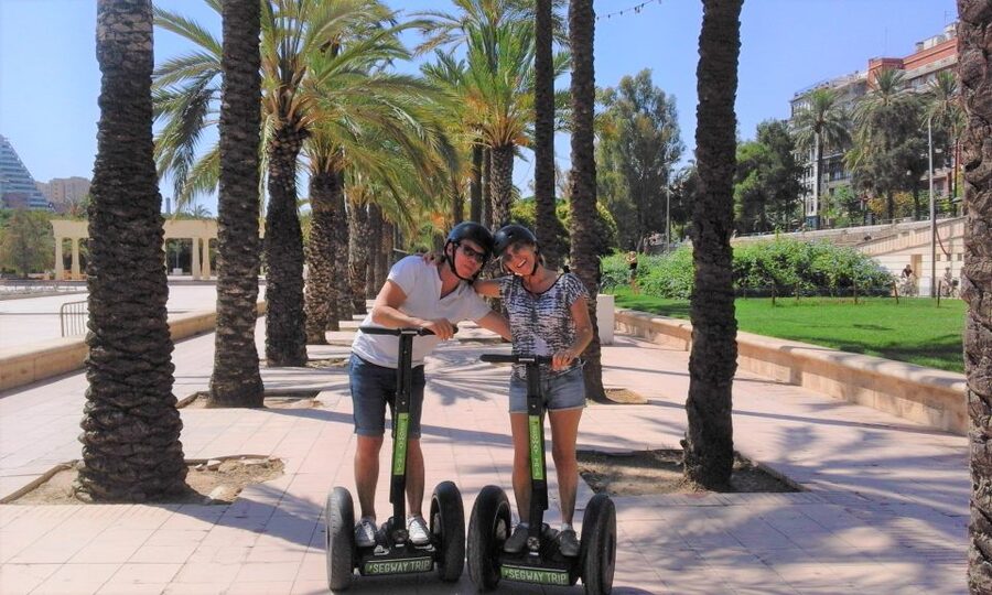 Valencia: Gardens and recreation Segway Tour - Weather, language, and flexible booking
