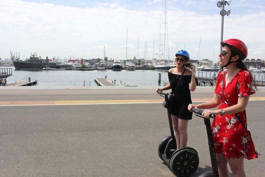 Valencia: Grand City Private Segway Tour - Language, photos, luggage, and small useful extras