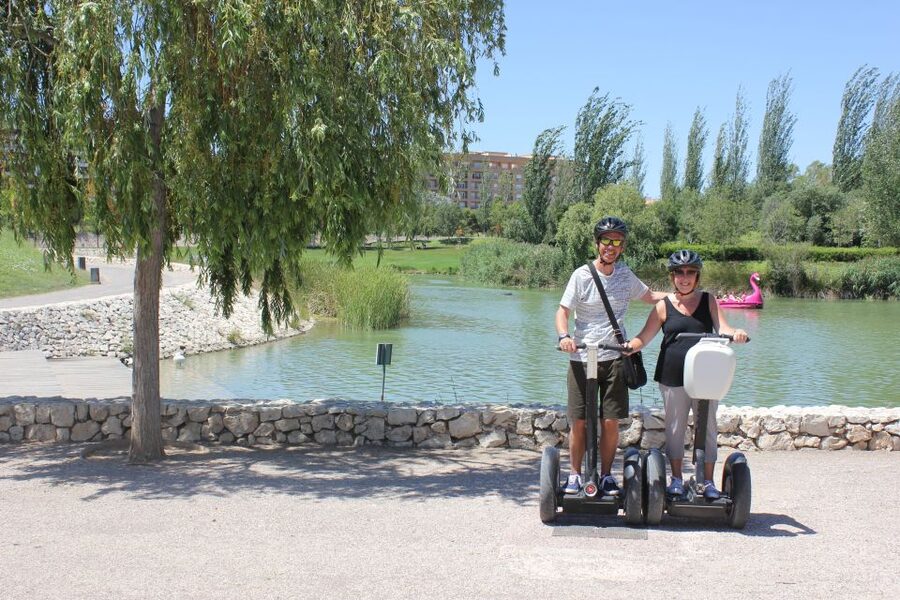 Valencia: Turia & Cabecera Park Private Segway Tour - Languages, weather, and practical comfort