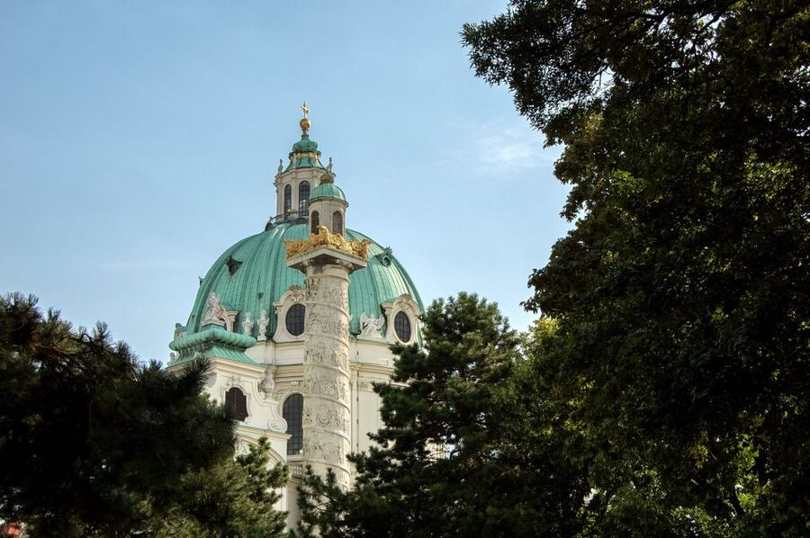 Vienna City Segway Tour - Vienna City Hall and the ride beyond the center