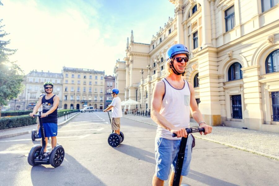 Warsaw Old Town 1.5-Hour or Full 3-Hour Segway Tour - Why a Segway works well in Warsaw Old Town