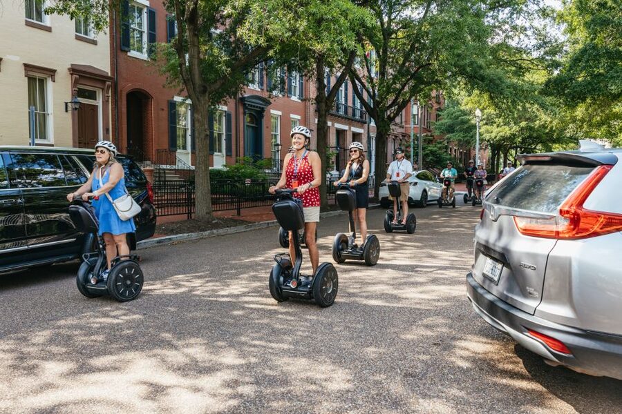 Washington DC: See the City Segway Tour - The guide and headset experience