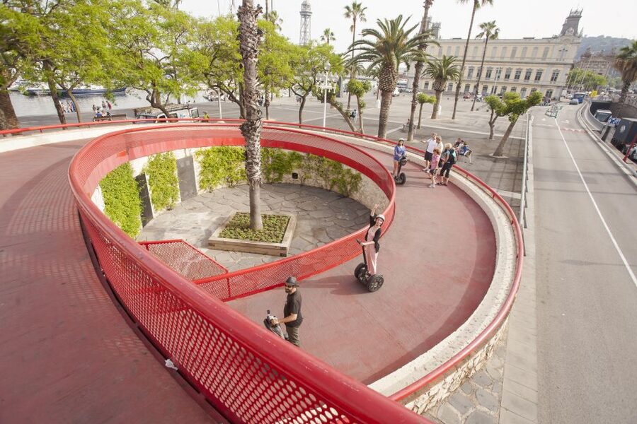 ❤️Welcome to Barcelona❤️ Segway Tour - Columbus Monument and the gateway to Port Vell